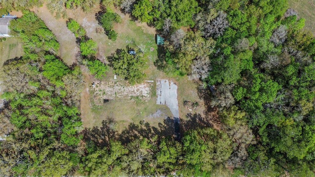 Photo of 2015 W Socrum Loop Road, Lakeland, FL 33810 (MLS # TB8486191)