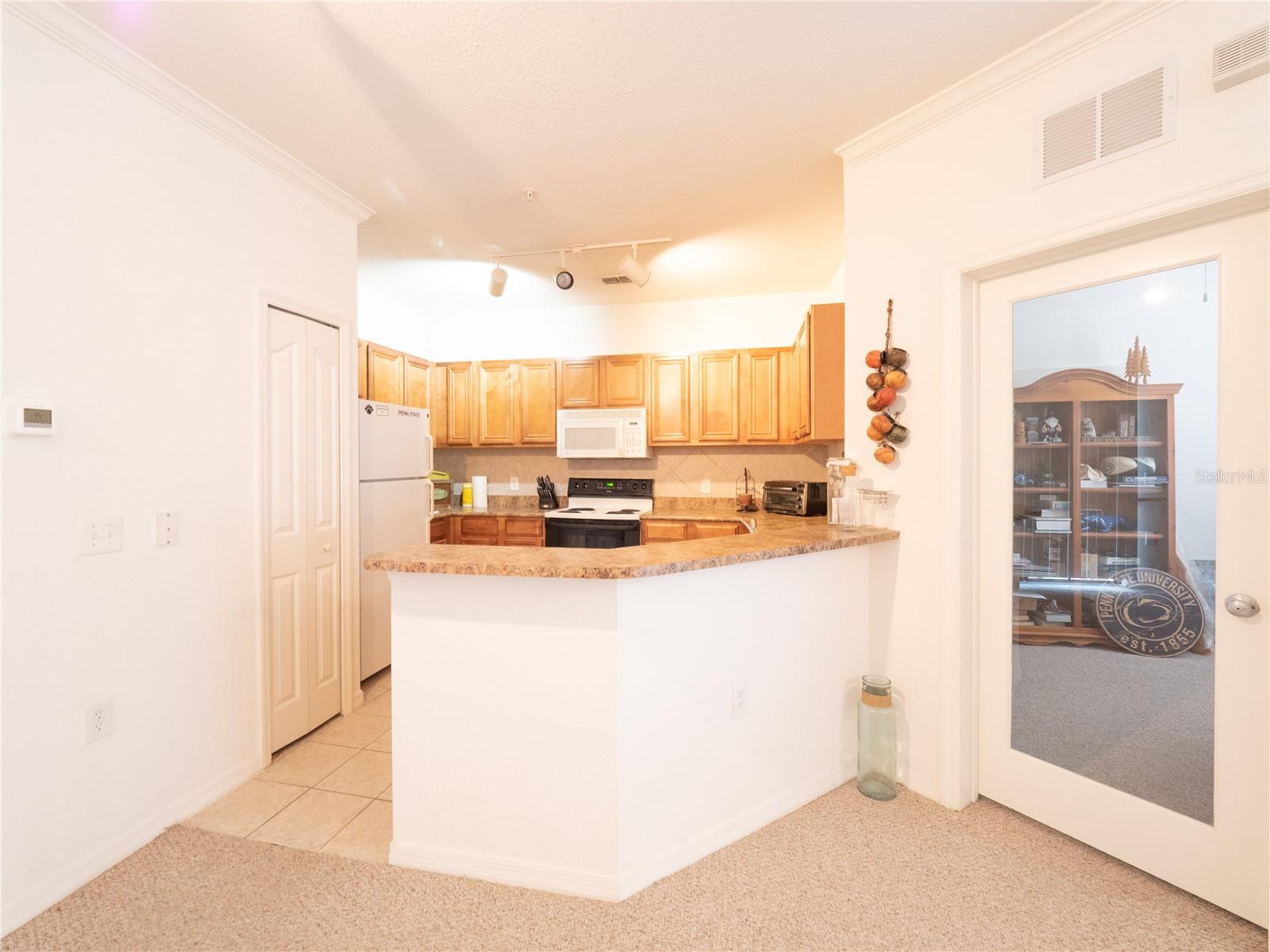 SERENATA CONDOMINIUM - Residential