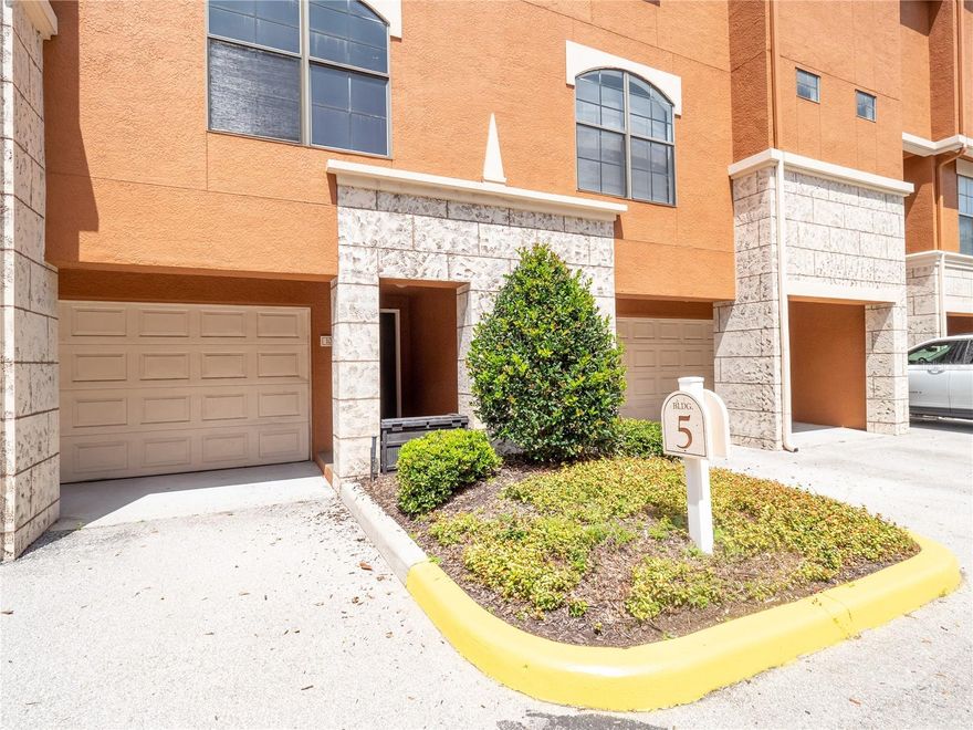 THIS 2/2 PLUS DEN IS IDEALLY LOCATED RIGHT NEAR THE CLUBHOUSE, FITNESS AND RESORT STYLE POOL IN THE
DESIRABLE GATED COMMUNITY OF SERENATA IN METROWEST!! THIS CONDO FEATURES A 2 CAR GARAGE AND IS IN
MOVE IN READY CONDITION. BERBER CARPET THROUGHOUT, WITH MAIN LIVING, DINING AND KITCHEN ON THE 2ND
FLOOR. THE 3RD FLOOR FEATURES BOTH BEDROOMS AND BATHROOMS, ALONG WITH AN INTERIOR LAUNDRY ROOM
WITH WASHER & DRYER. THE COMMUNITY IS LOCATED WITHIN 10 MINS TO DR. PHILLIPS RESTURANT ROW, AS WELL
AS 10 MINS FROM THE 408 CONNECTING YOU QUICKLY TO DOWNTOWN ORLANDO. THE HOA INCLUDES BUILDING
EXTERIOR MAINTENANCE, ROOF, COMMUNITY POOL AND CLUBHOUSE, AS WELL AS A FITNESS CENTER AND TENNIS
COURTS. GATED COMMUNITY--CLOSE TO EVERYTHING!! CAN BE FINANCED WITH AS LITTLE AS 3.5% DOWN WITH
MOVEMENT MORTGAGE, CYNDEE SMITH!