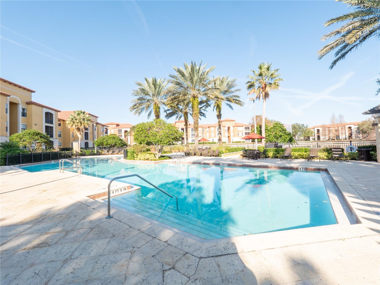 SERENATA CONDOMINIUM - Residential