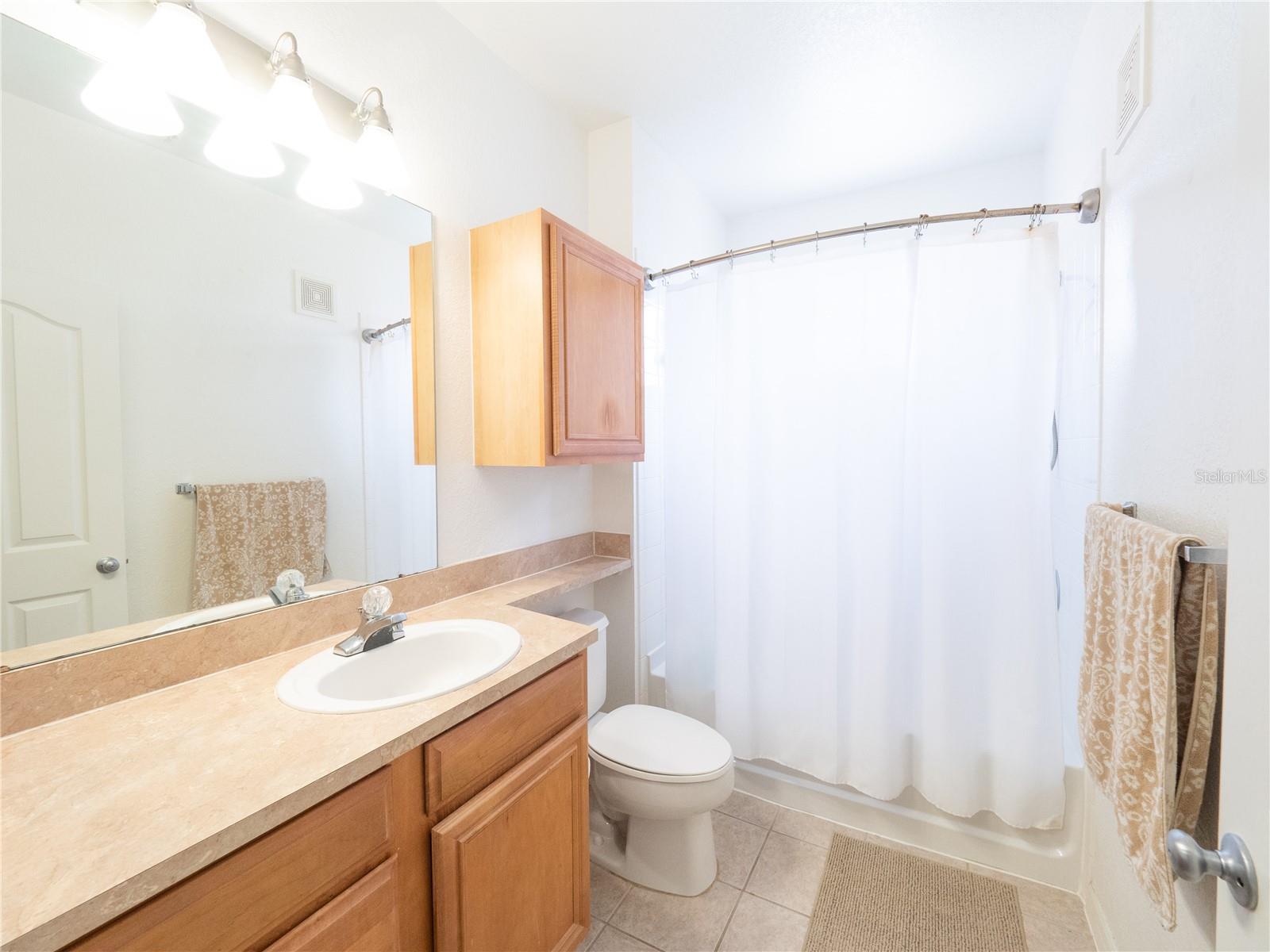 SERENATA CONDOMINIUM - Residential