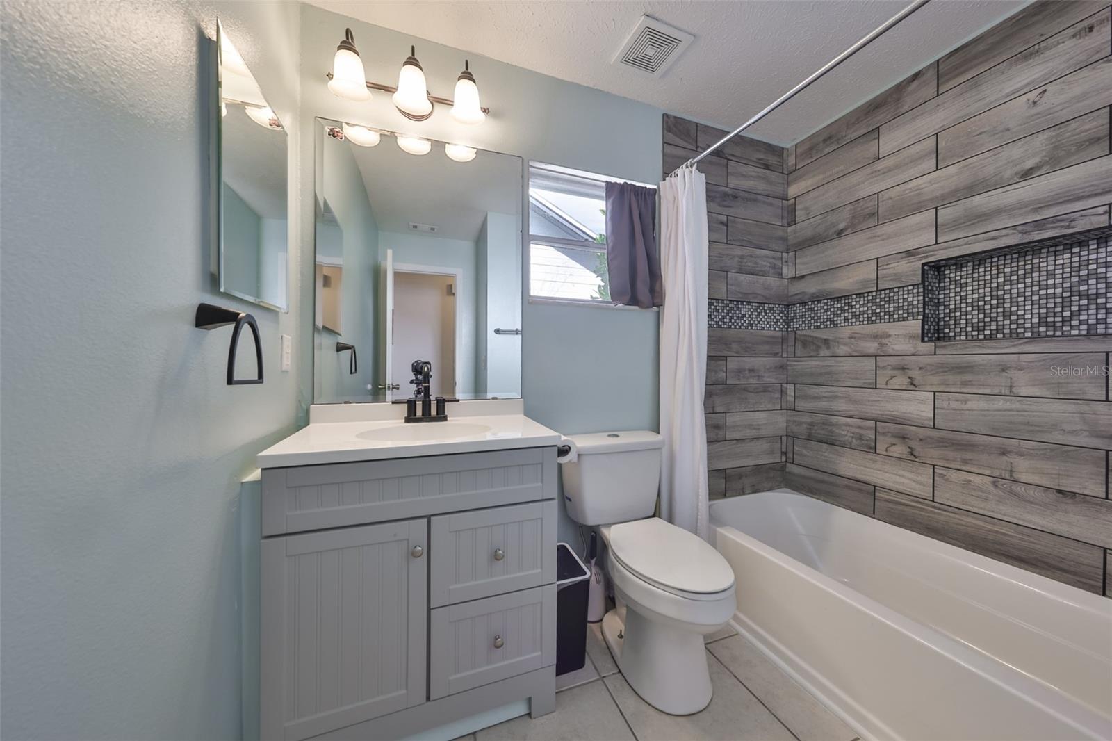 HAMPTON PARK UNIT 2 - Residential