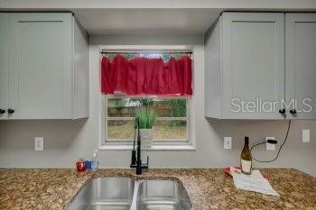 HIDDEN LAKE PH 2 UNIT 1 - Residential Lease