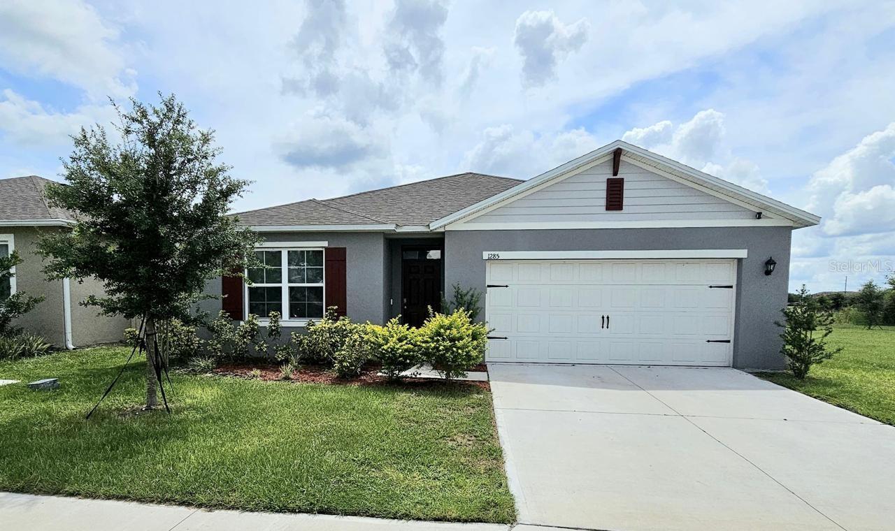 Turnkey 4-Bedroom Beauty with Style, Space, and Upgrades
MOTIVATED SELLER!!
Welcome home to this impeccably maintained 4-bedroom, 2-bath gem with a spacious 2-car garage — a perfect blend of comfort, function, and modern flair.
Step inside to gorgeous ceramic tile flooring that flows seamlessly through the main living areas, offering durability and easy maintenance with a polished look. The heart of the home features a stylish kitchen with sleek stainless steel appliances, granite countertops, and plenty of prep space for cooking and entertaining.
Enjoy the privacy and peace of a fully fenced backyard surrounded by clean, neutral vinyl fencing. The professionally landscaped yard adds curb appeal and pride of ownership you can see at a glance.
Other highlights include:
Open-concept layout with great natural light
Split-bedroom floor plan for added privacy
Move-in ready condition — no updates needed
Located in a desirable, well-kept neighborhood
Whether you're starting a family, upsizing, or just looking for a smart investment — this home checks every box.
Schedule your private tour today and see why this one won’t last long!