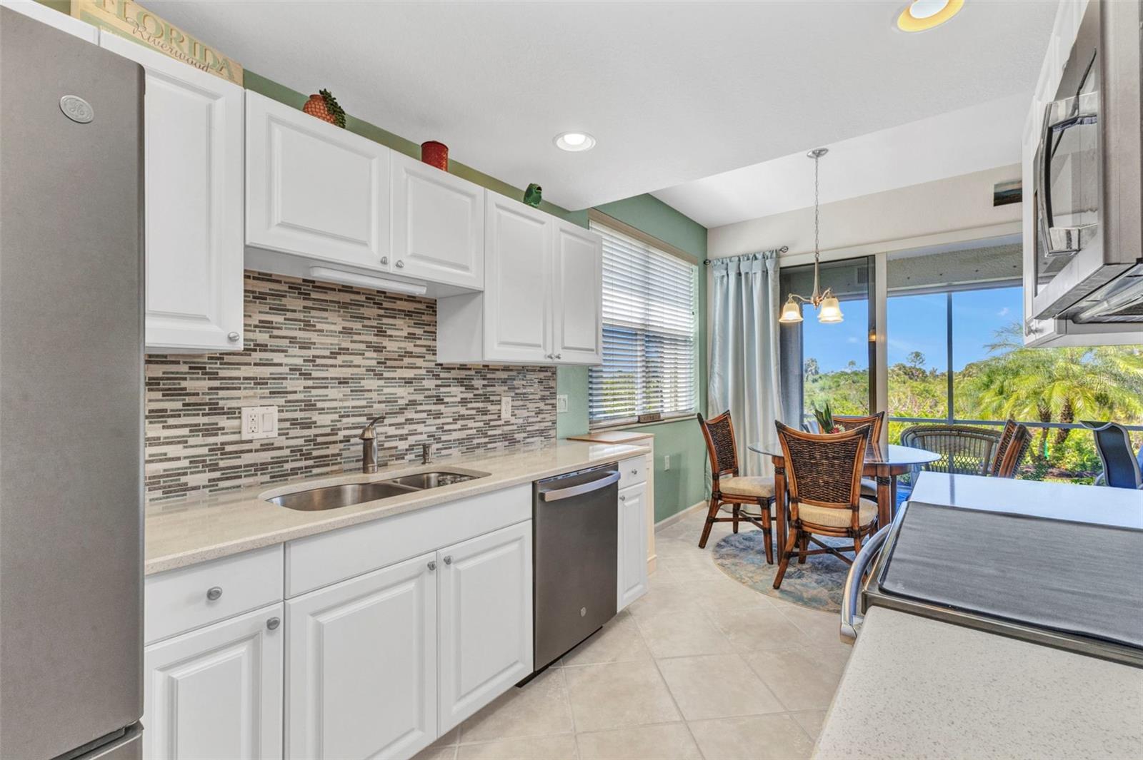 RIVERWOOD - Residential