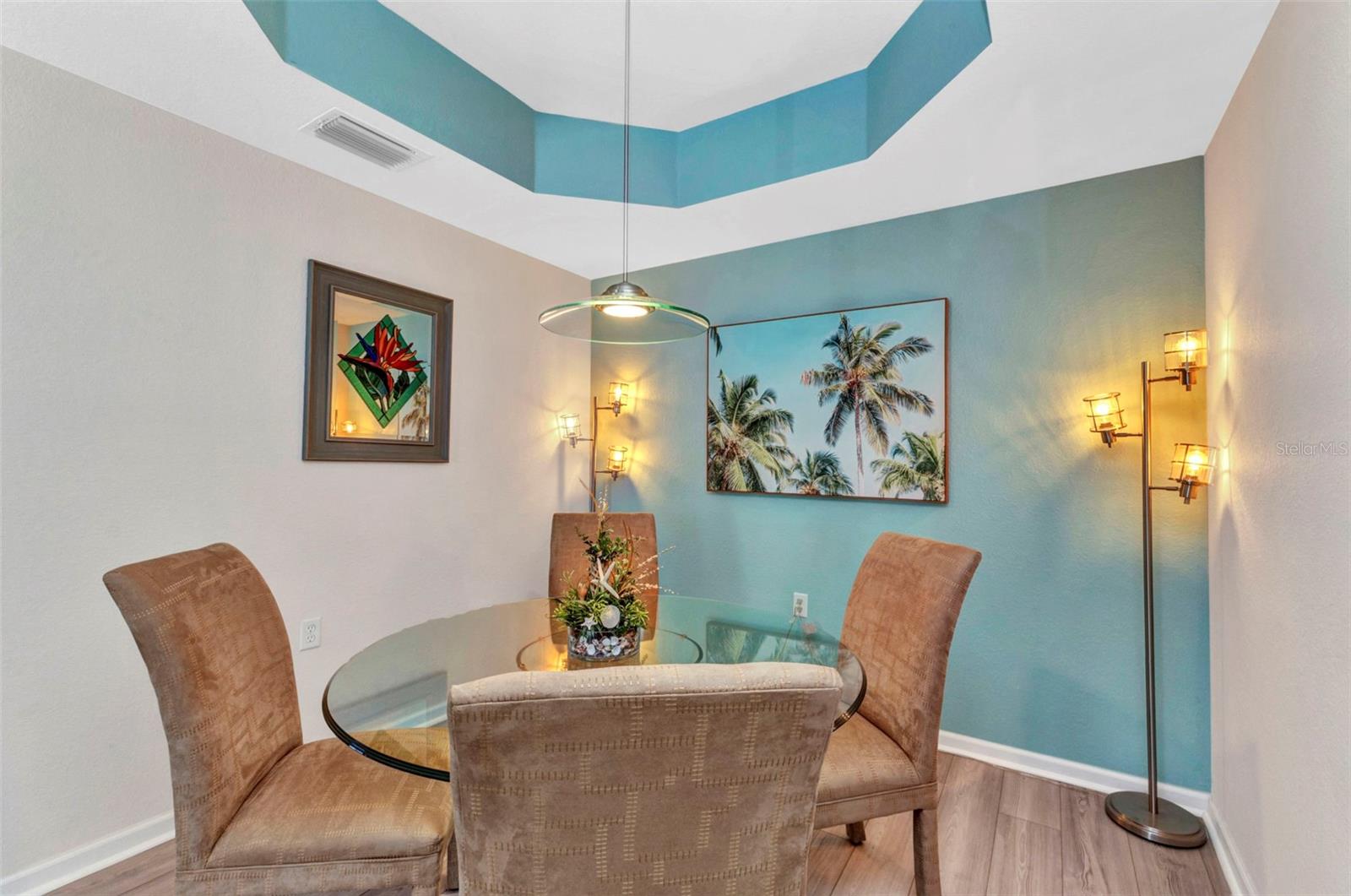 RIVERWOOD - Residential