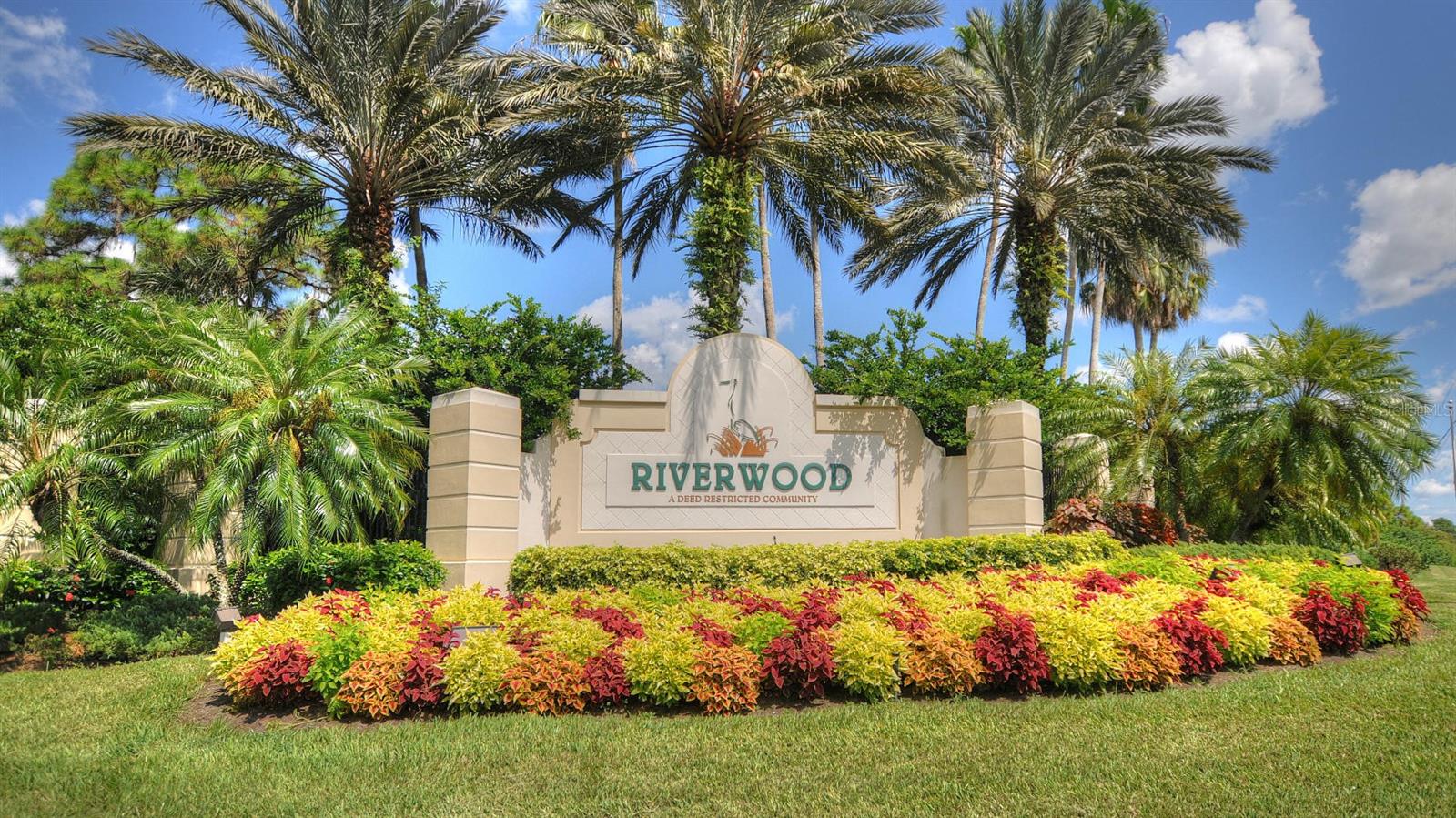 RIVERWOOD - Residential