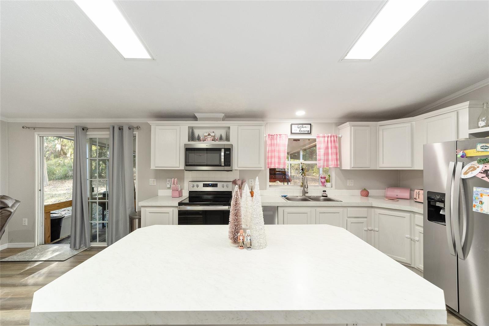 QUAIL ROOST ESTATES UNREC - Residential