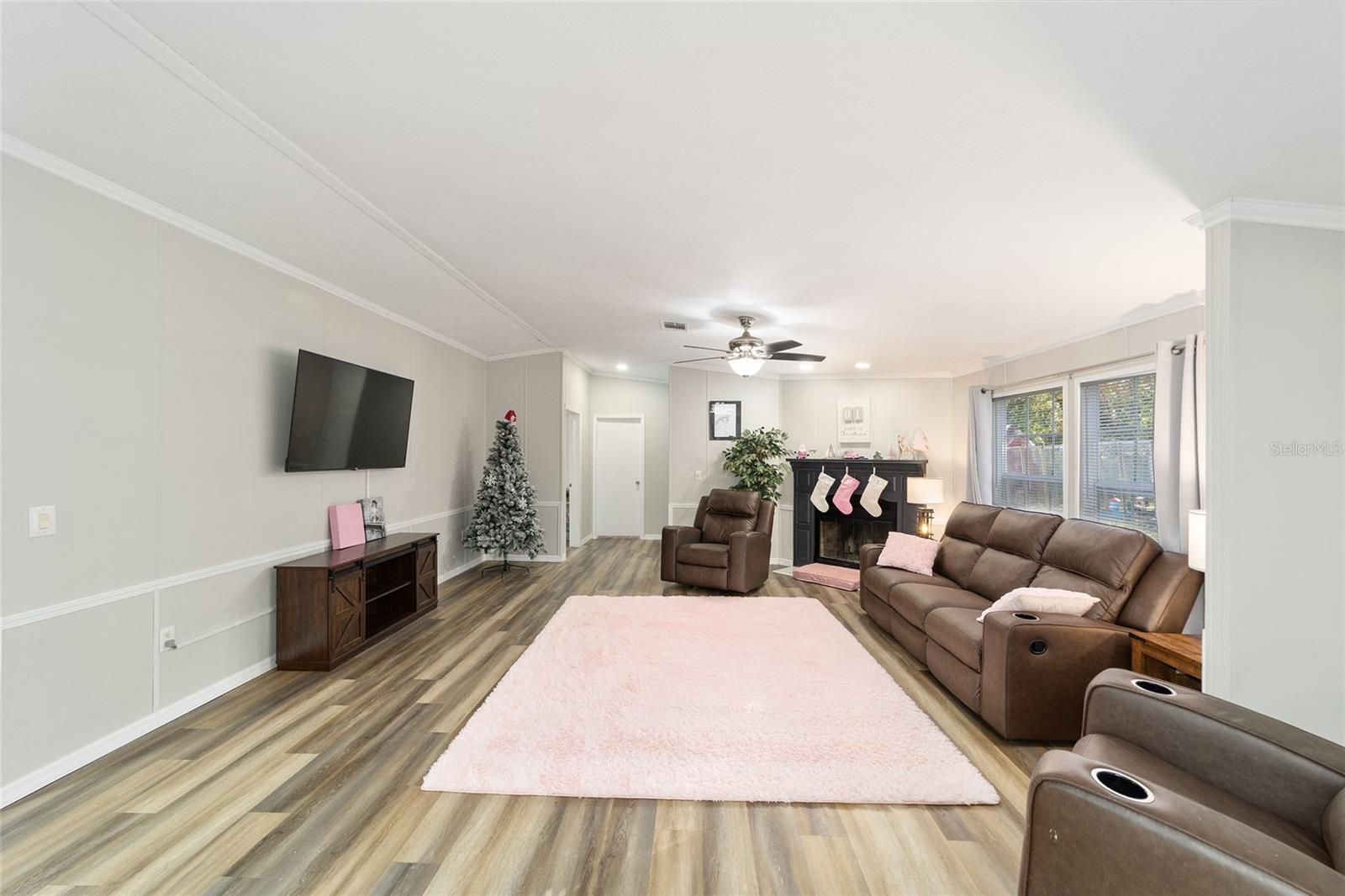 QUAIL ROOST ESTATES UNREC - Residential