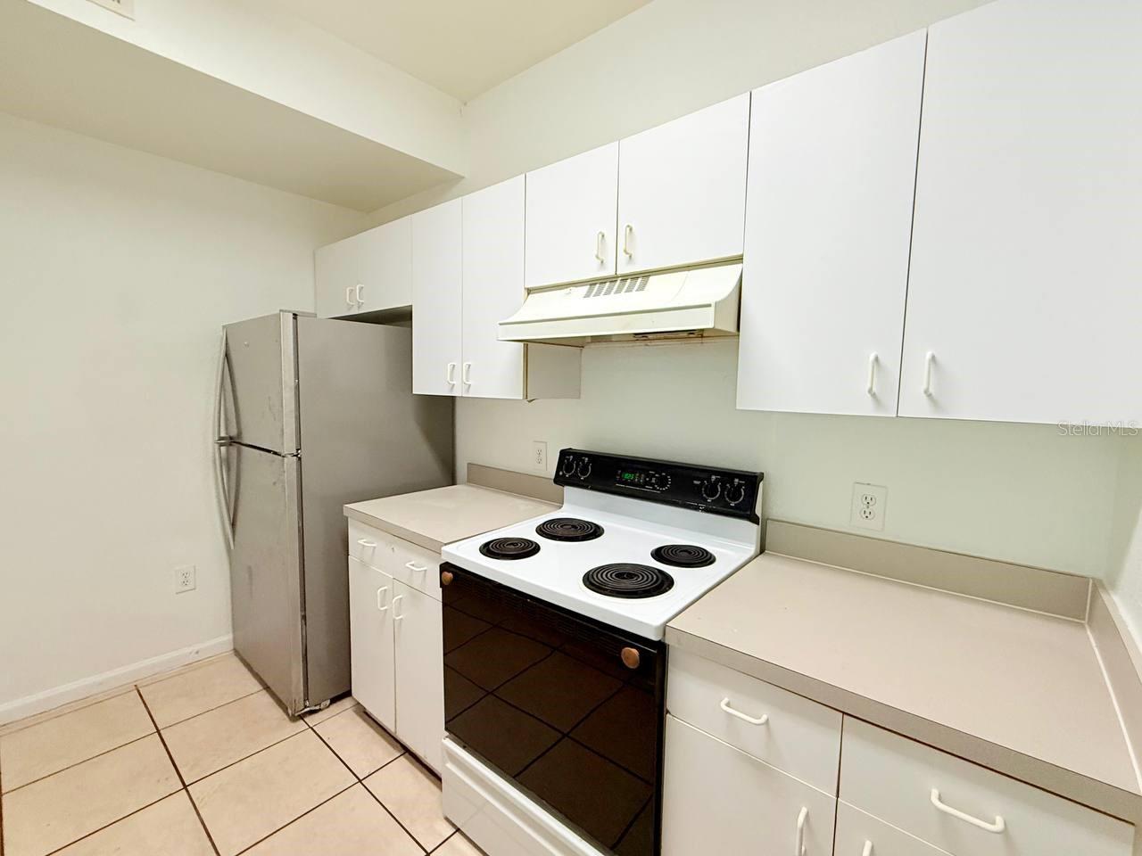 JADE AT TAMPA PALMS A CONDOMIN - Residential Lease