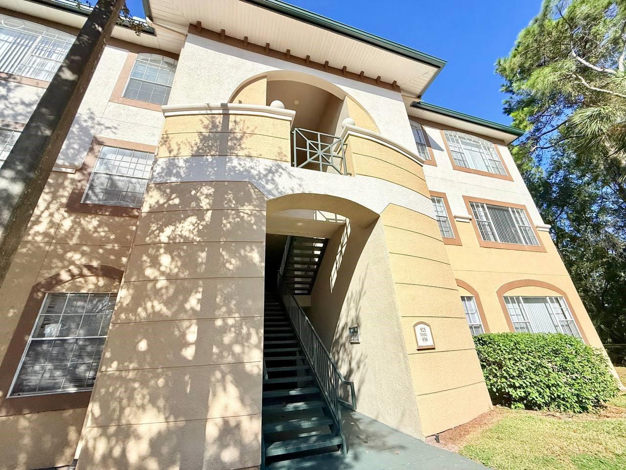 JADE AT TAMPA PALMS A CONDOMIN - Residential Lease