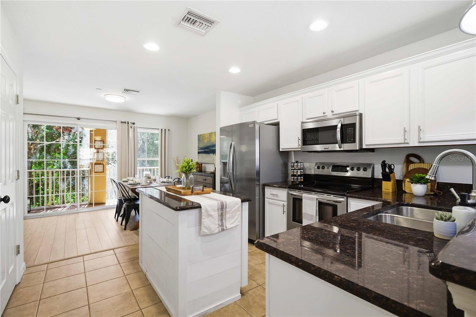 8811 WHITE SAGE LOOP, BRADENTON, FL, 34202 2 8811 WHITE SAGE LOOP