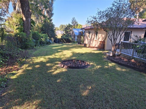Tiny photo for 456 W 10th Avenue, Mount Dora, FL 32757 (MLS # G5118790)