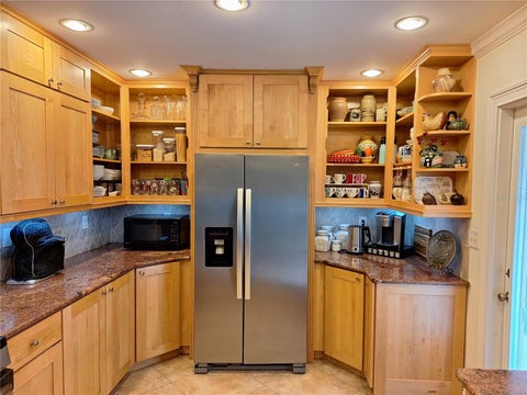 Tiny photo for 456 W 10th Avenue, Mount Dora, FL 32757 (MLS # G5118790)