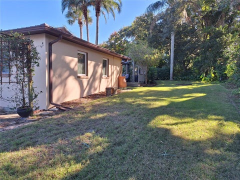 Tiny photo for 456 W 10th Avenue, Mount Dora, FL 32757 (MLS # G5118790)