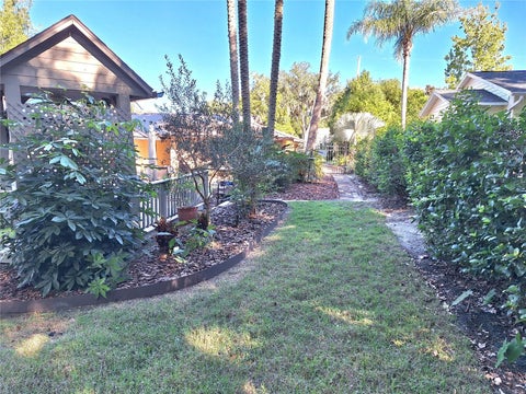 Tiny photo for 456 W 10th Avenue, Mount Dora, FL 32757 (MLS # G5118790)