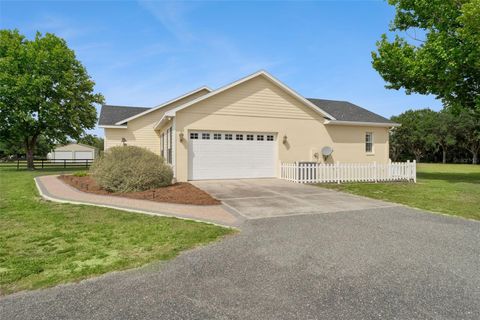 Tiny photo for 10710 Old Grove Road, Clermont, FL 34711 (MLS # G5112048)
