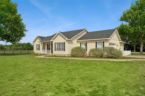 Tiny photo for 10710 Old Grove Road, Clermont, FL 34711 (MLS # G5112048)