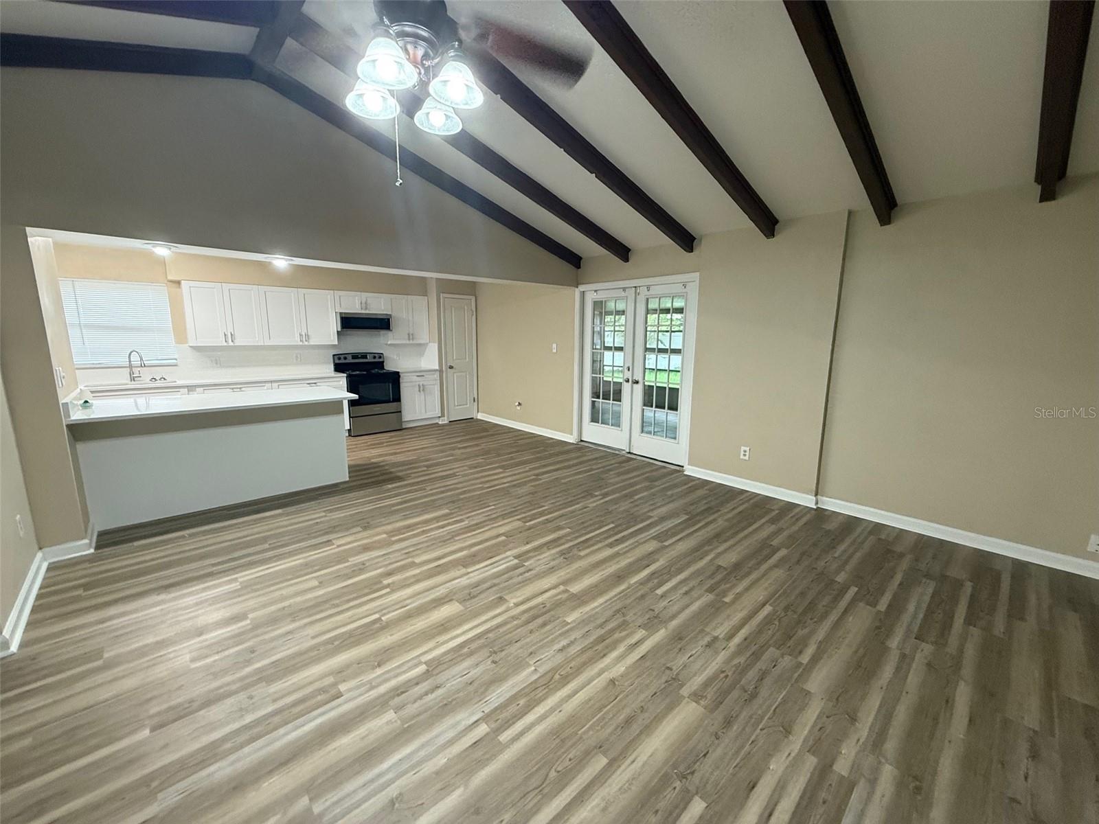 931 CEDAR DRIVE