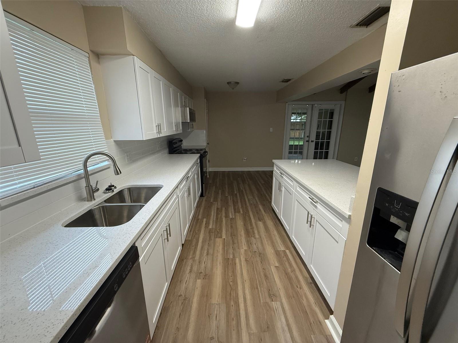 931 CEDAR DRIVE
