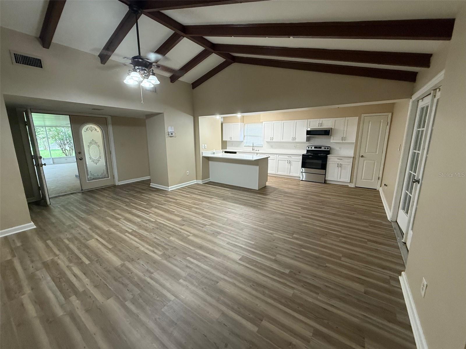 931 CEDAR DRIVE