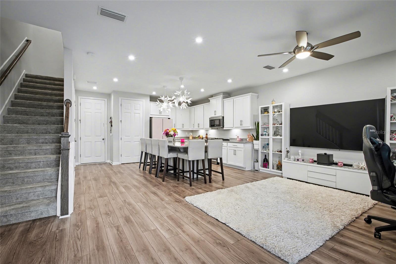 PABLO COVE PH ONE - Residential