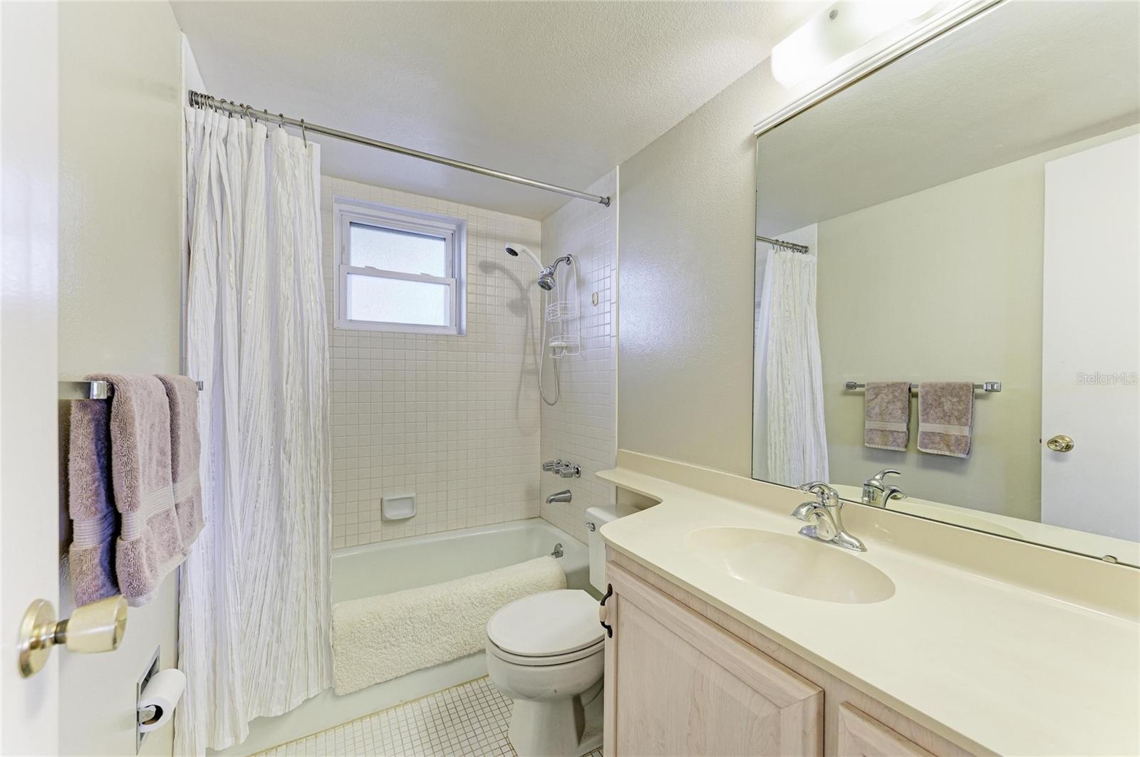 IRONWOOD TENTH - Residential