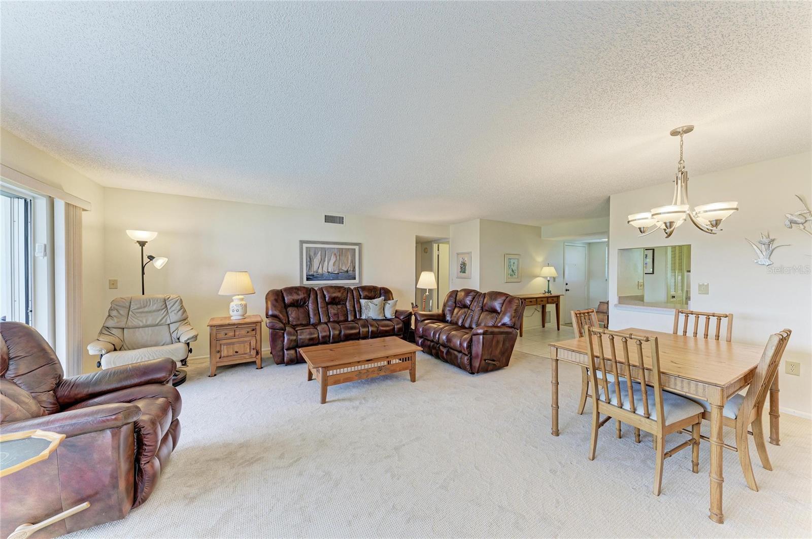 IRONWOOD TENTH - Residential