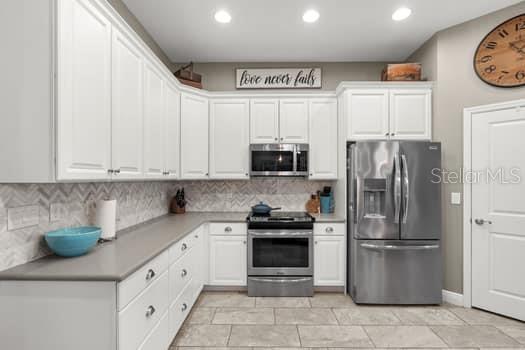 FRENCHS COUNTRY ESTATES - Residential