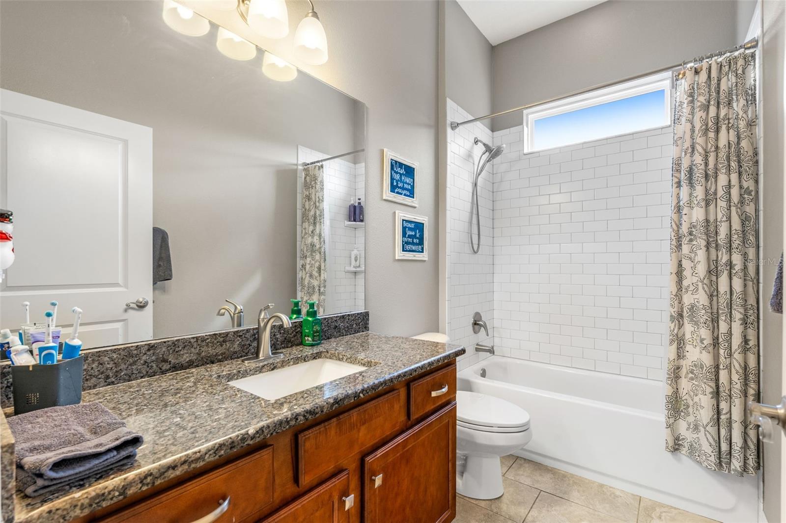 FRENCHS COUNTRY ESTATES - Residential