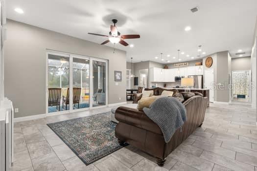 FRENCHS COUNTRY ESTATES - Residential