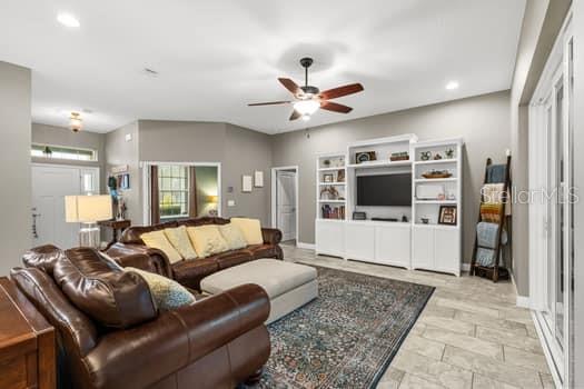 FRENCHS COUNTRY ESTATES - Residential