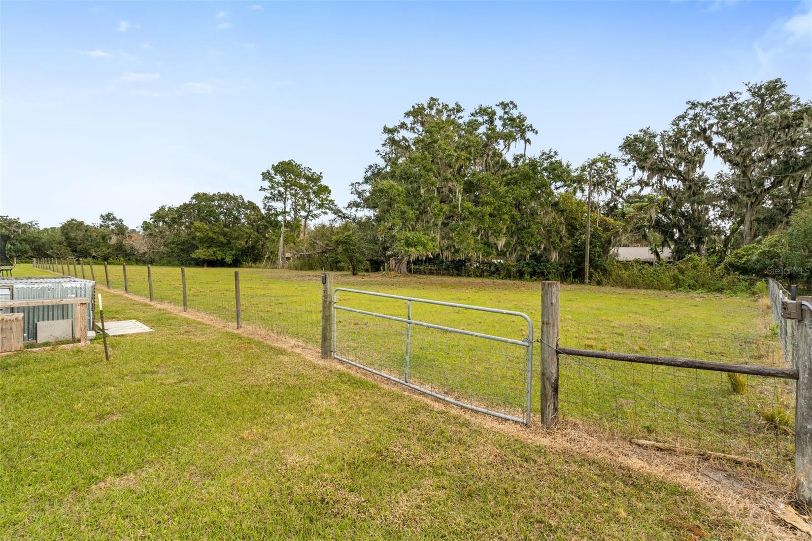 FRENCHS COUNTRY ESTATES - Residential