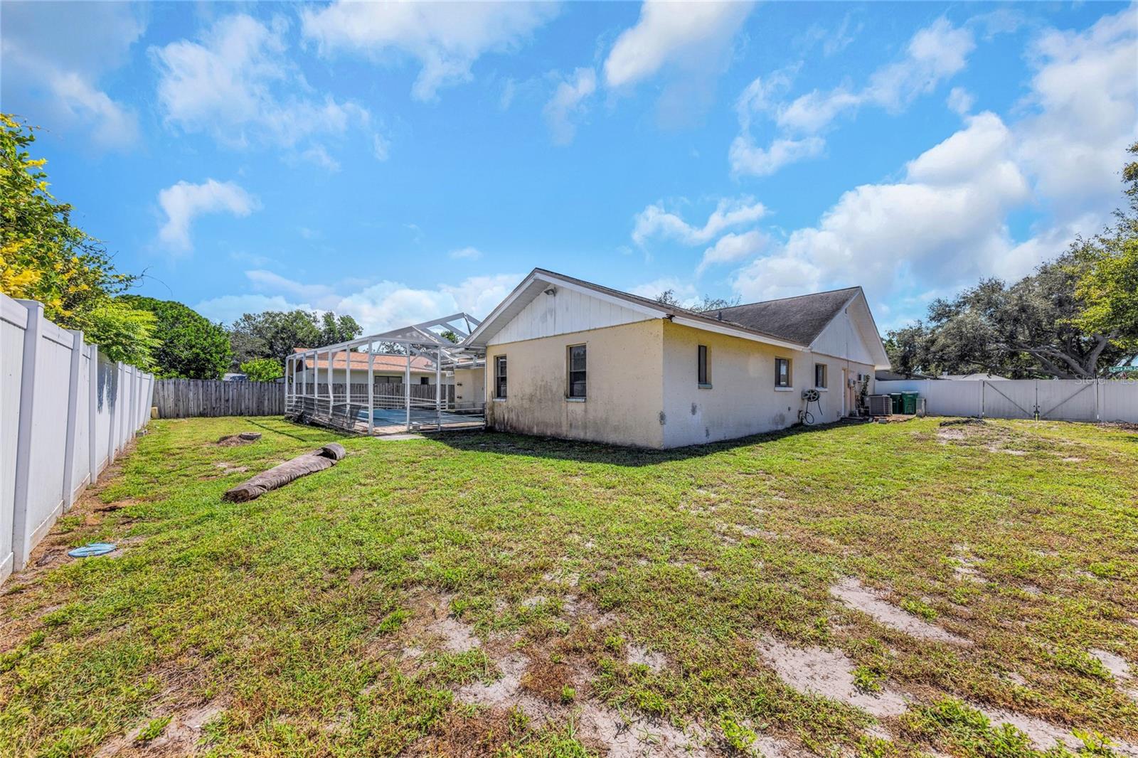 LAURA ANNE ESTATES - Residential