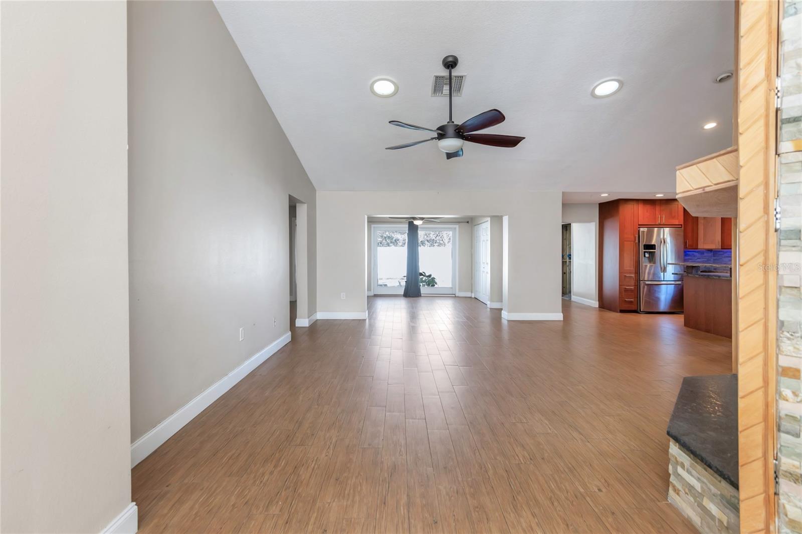 LAURA ANNE ESTATES - Residential