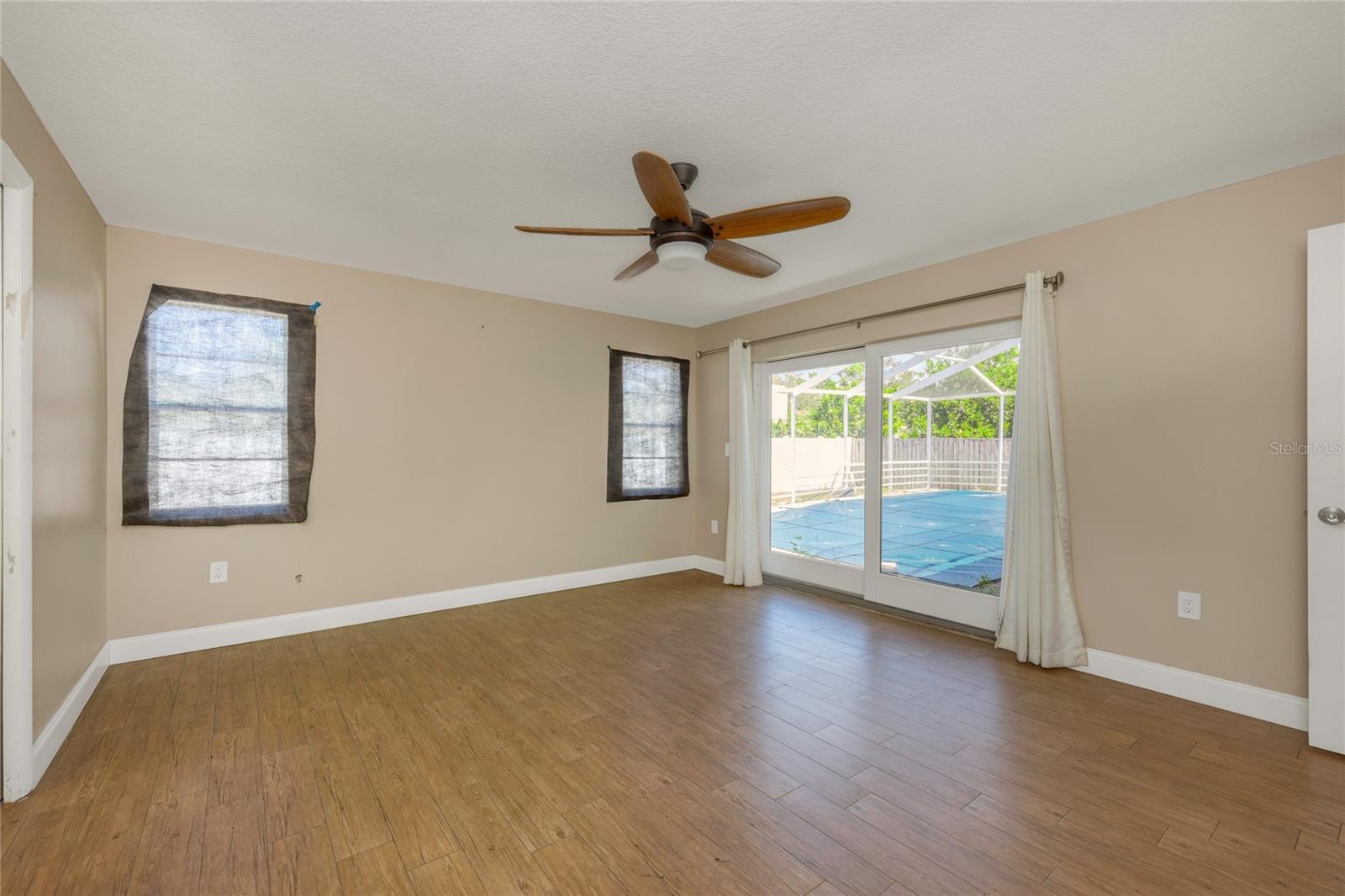 LAURA ANNE ESTATES - Residential