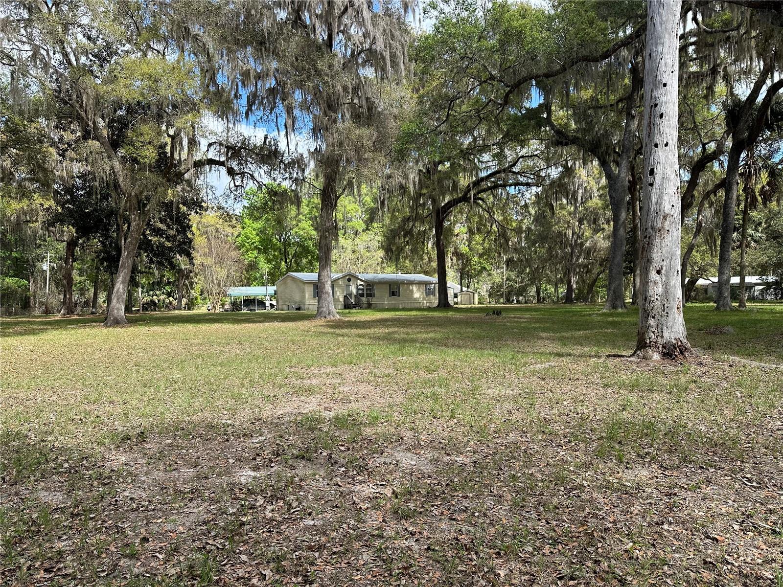 BASS LAKE RANCHES - Residential