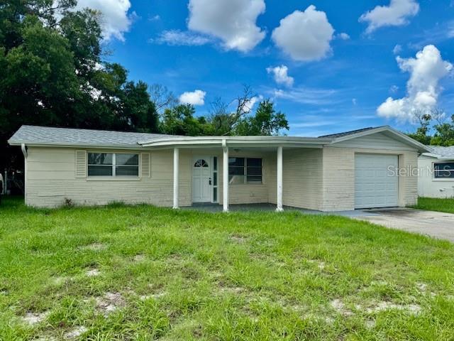 LA VILLA GARDENS - Residential Lease