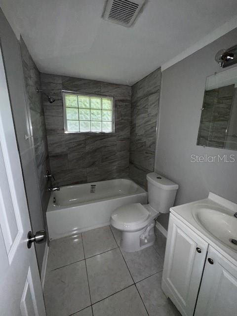 LA VILLA GARDENS - Residential Lease