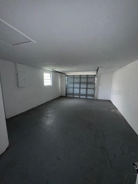 LA VILLA GARDENS - Residential Lease