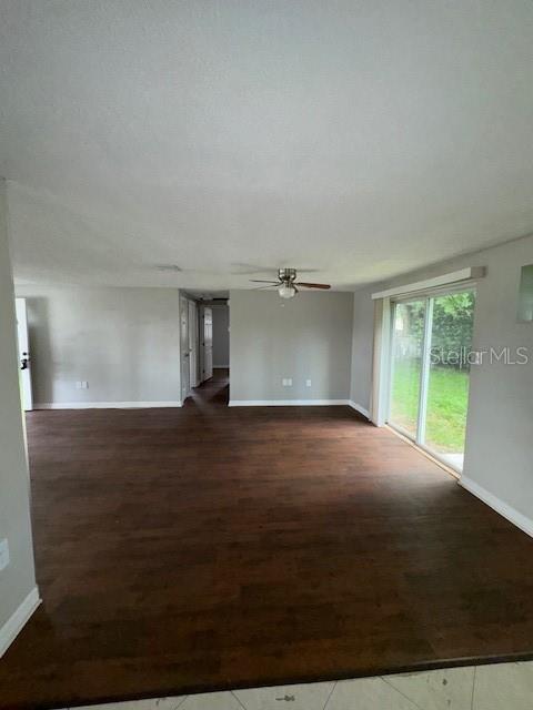 LA VILLA GARDENS - Residential Lease