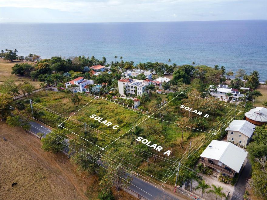 Lot C, approximately 230 lineal meters from Dogmans beach and approximately 470 linear meters from Marias beach. Lot access is from Road 413.
Zoning: Calification RE  RT-B 24  Clasification SRC