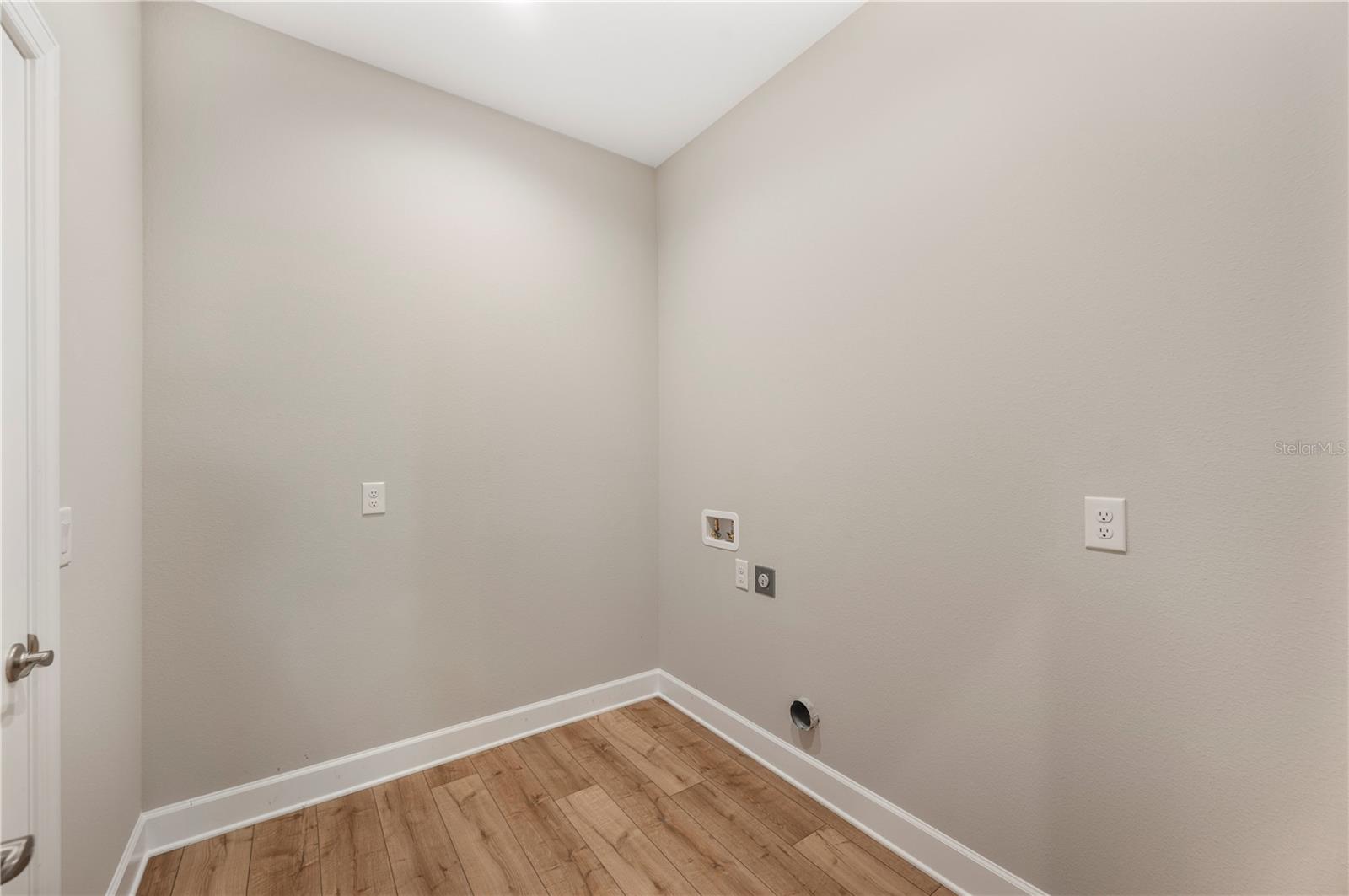 RESERVE AT FAIRWAY OAKS - Residential