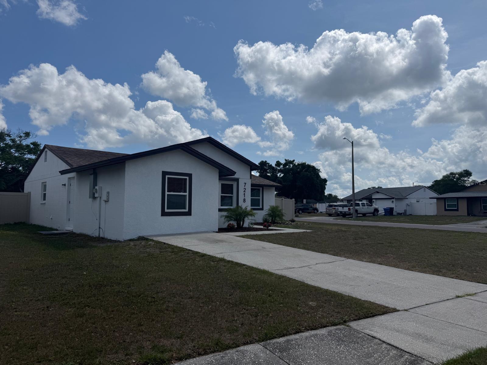 7218 LUNITA COURT