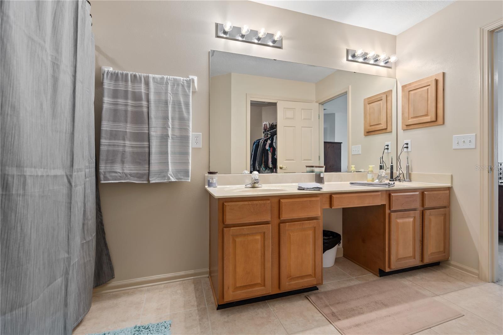 VILLAS AT HERITAGE PARK - Residential