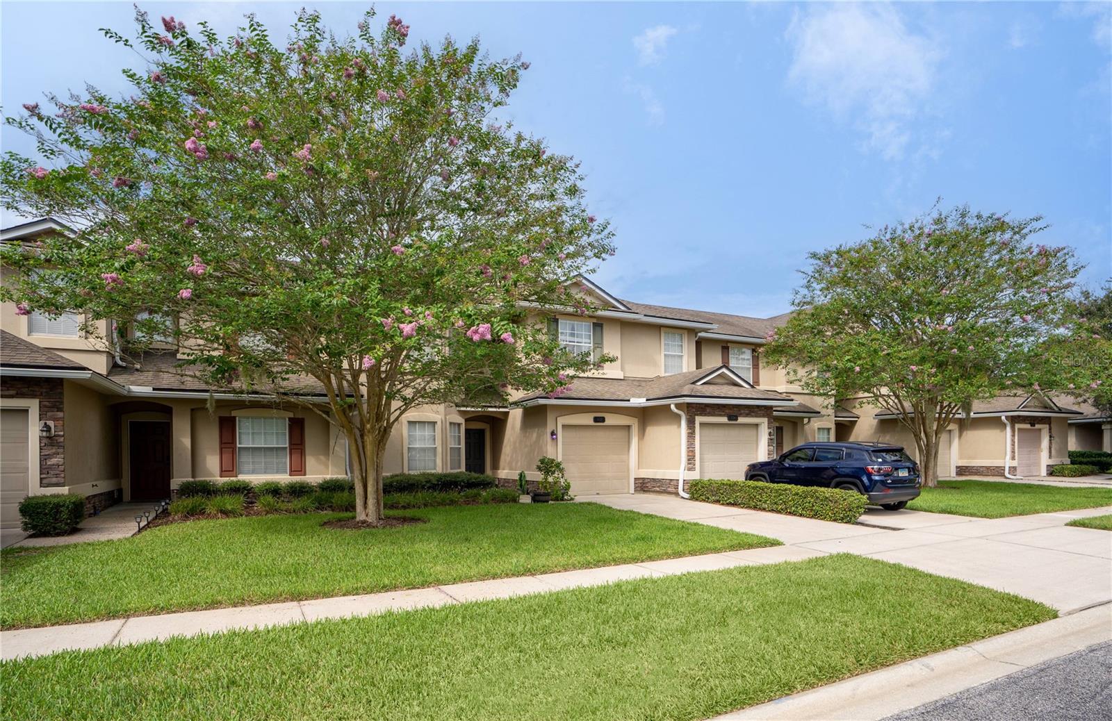 VILLAS AT HERITAGE PARK - Residential