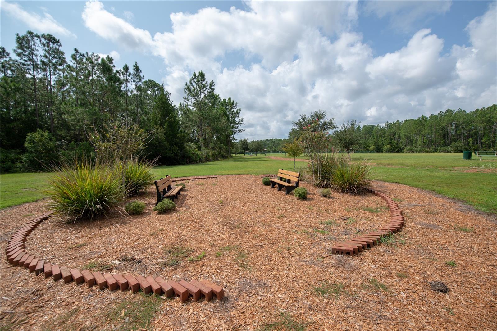 VILLAS AT HERITAGE PARK - Residential