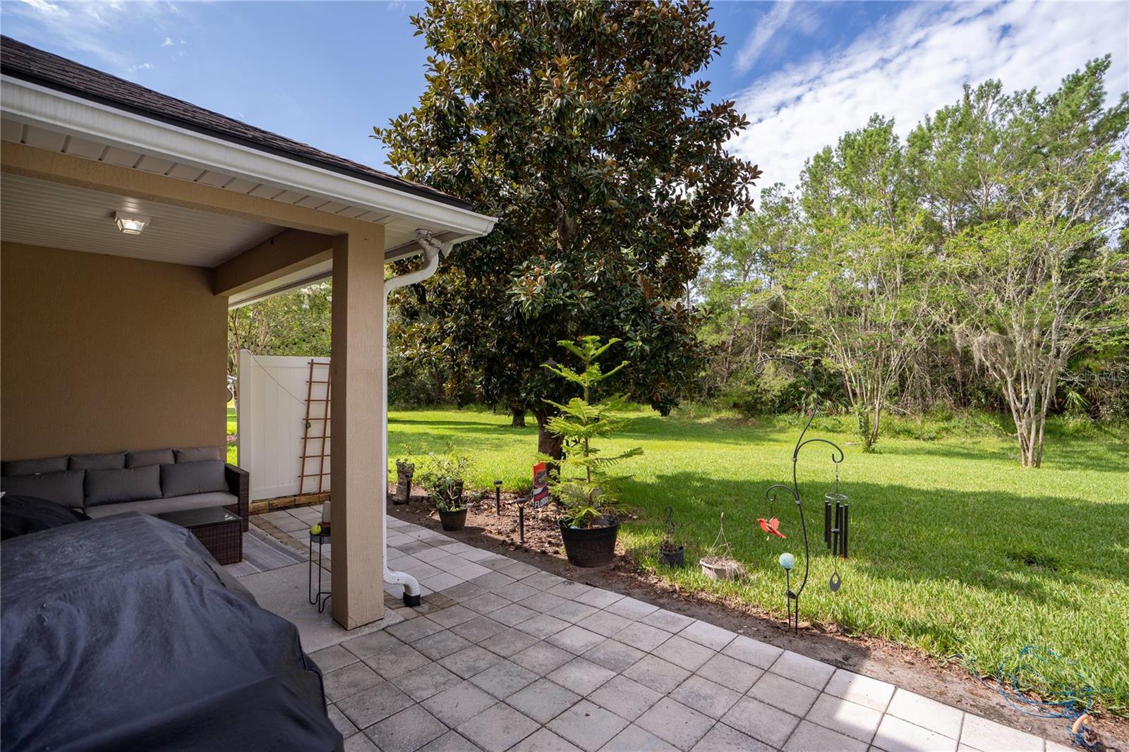 VILLAS AT HERITAGE PARK - Residential