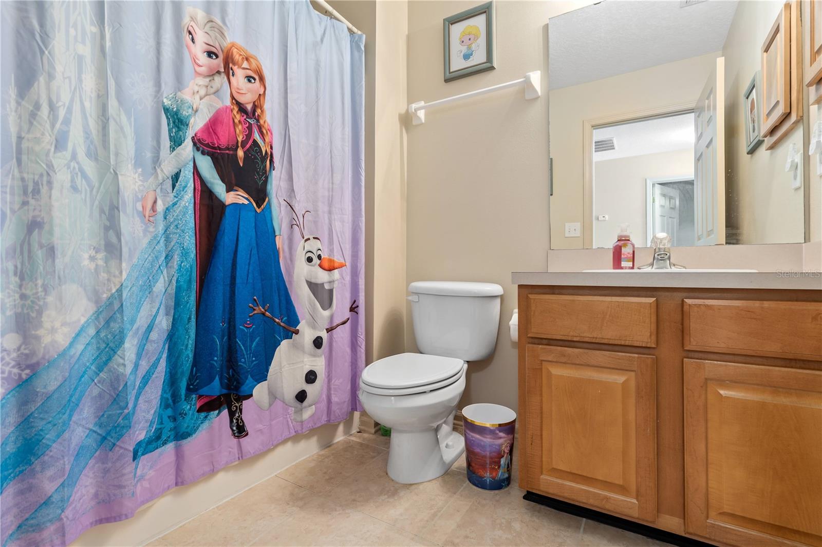 VILLAS AT HERITAGE PARK - Residential