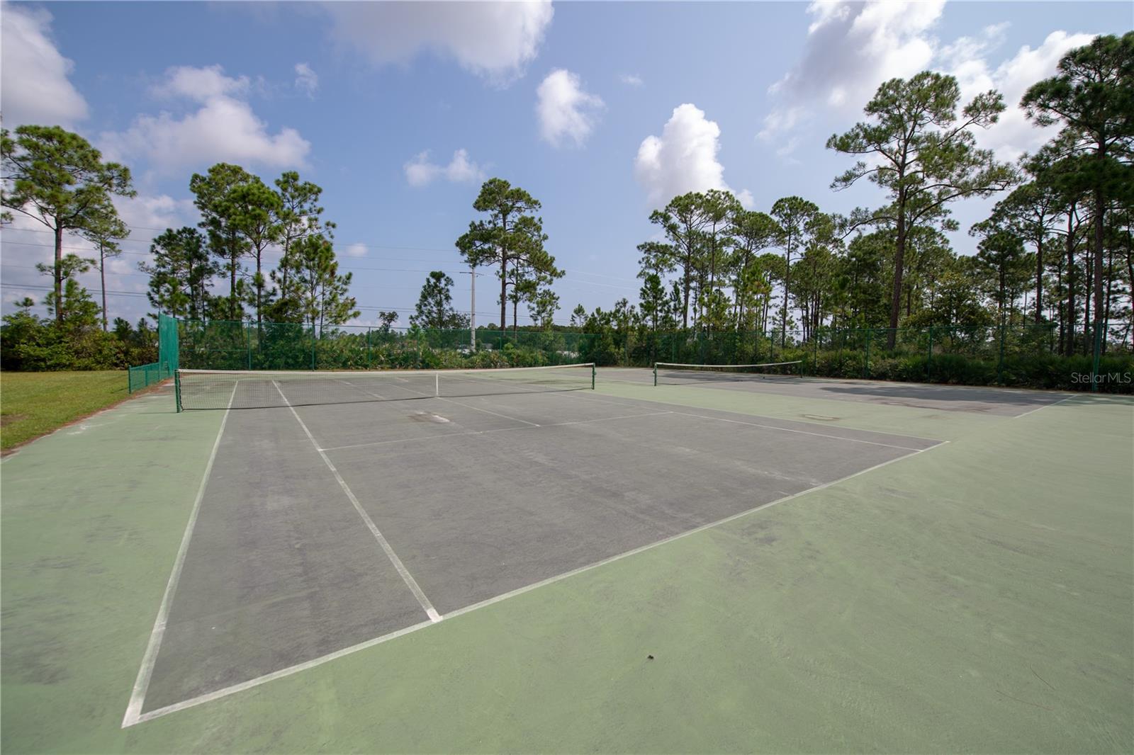 VILLAS AT HERITAGE PARK - Residential